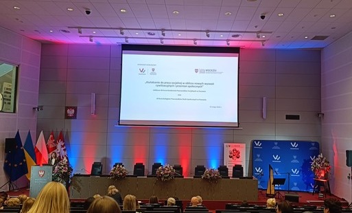 Zdjęcie do Konferencja "Kształceniu do pracy socjalnej w obliczu nowych wyzwań cywilizacyjnych i przemian społecznych"